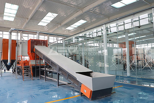 工業(yè)垃圾破碎機