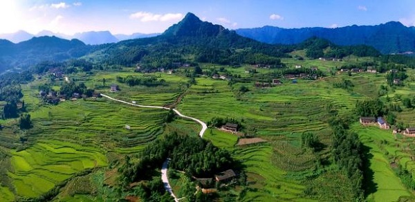 2018年河南清理932萬噸農(nóng)村垃圾 助力美麗鄉(xiāng)村建設(shè)