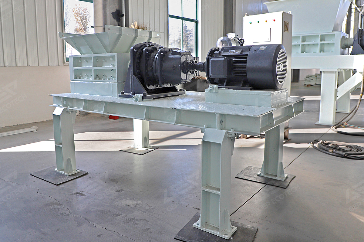 小型醫(yī)療廢棄物破碎機