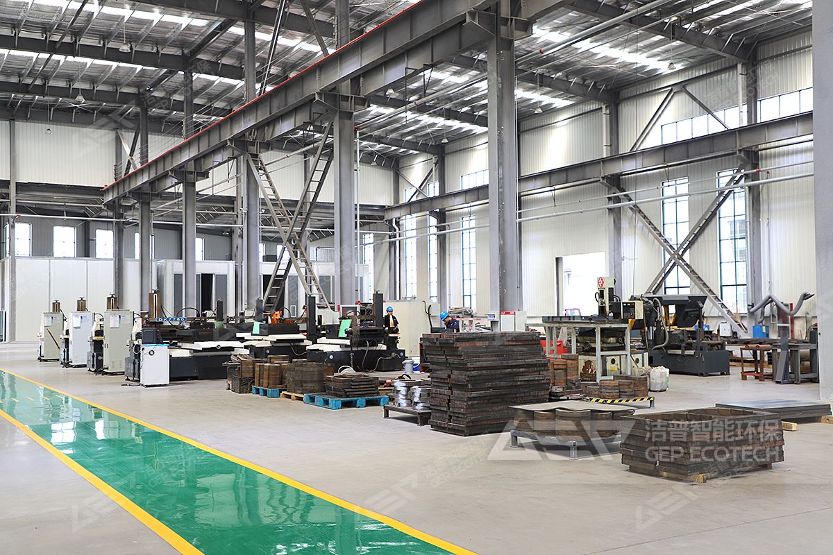 潔普撕碎機廠家車間