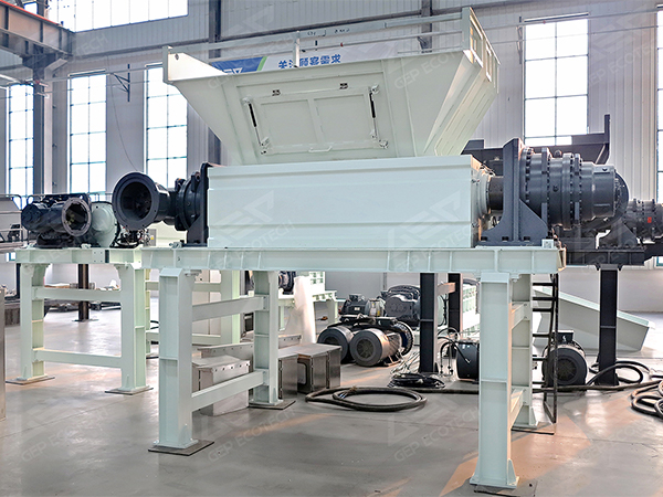 潔普大型生物質破碎設備發(fā)往東北熱電廠，助力熱電聯(lián)產(chǎn)燃料處置！