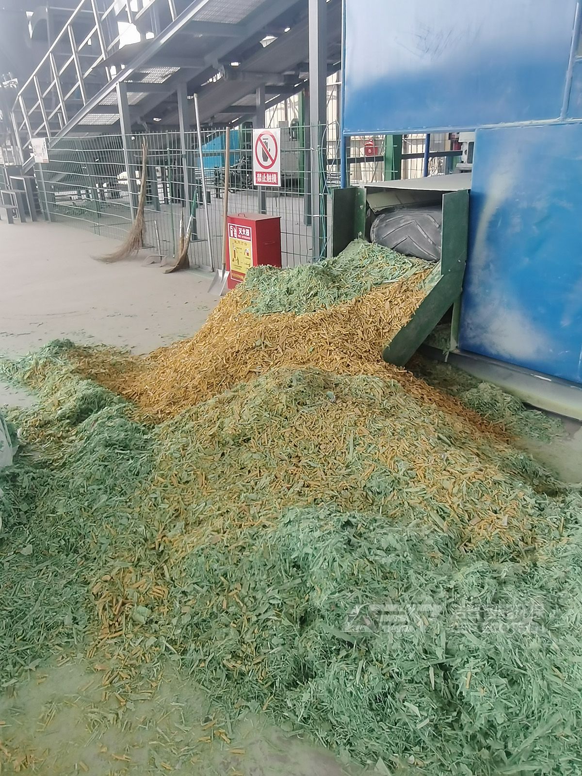 單軸細(xì)碎機(jī)