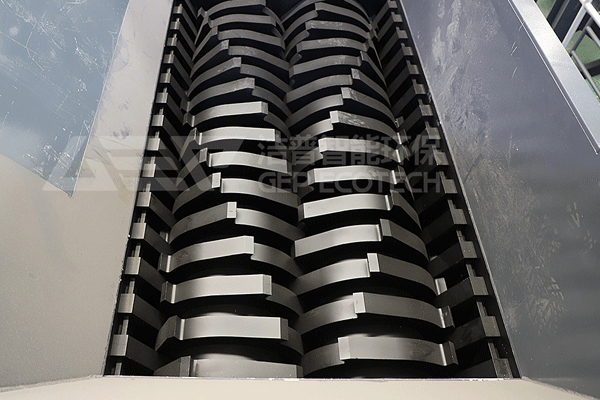 雙軸剪切式破碎機(jī)