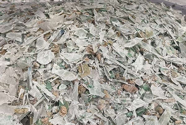 玻璃鋼碎料
