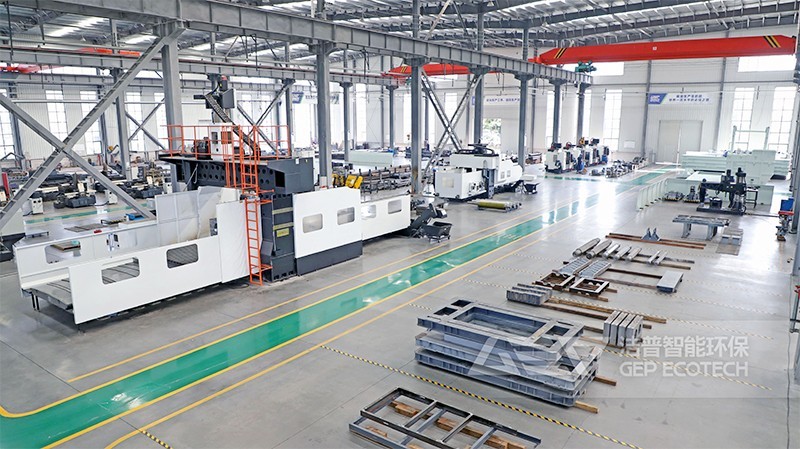 潔普撕碎機(jī)廠家車間