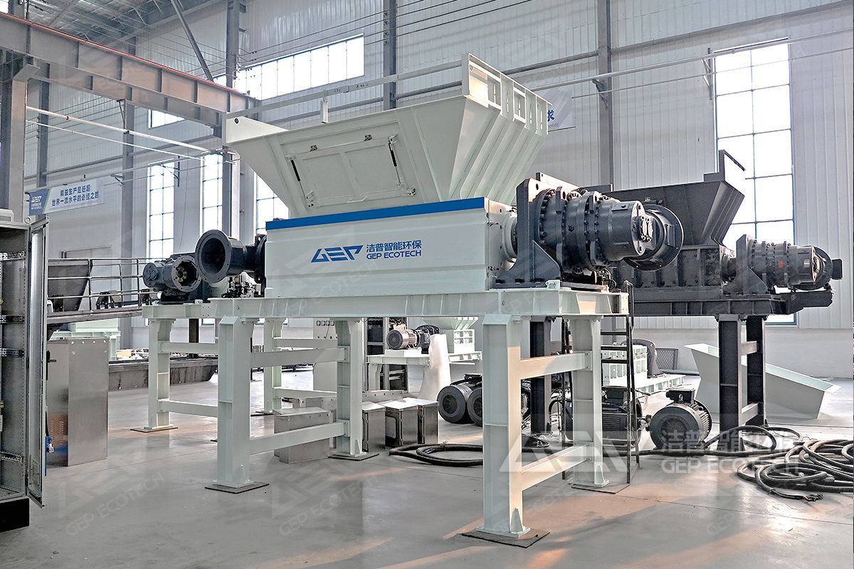 醫(yī)療垃圾撕碎機(jī)